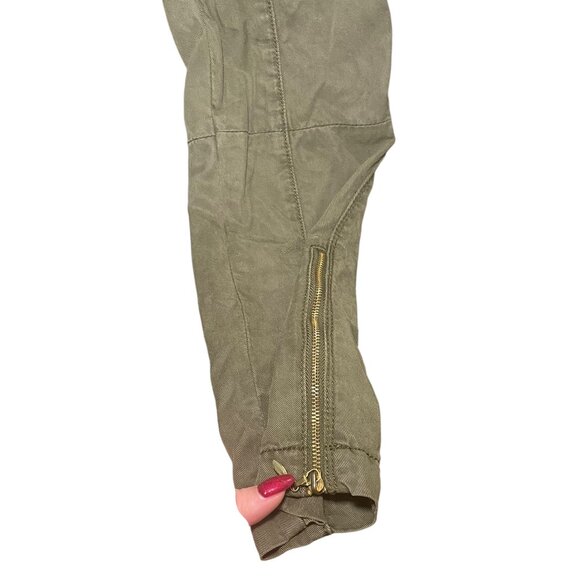 7 For All Mankind Olive Green Zipper Capri Pants - Picture 7 of 8